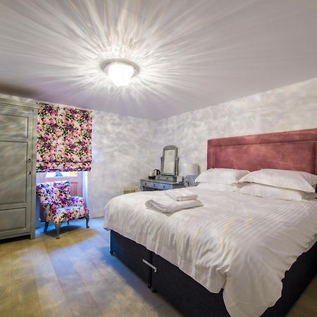Crondon Park Bed & Breakfast Stock ภายนอก รูปภาพ